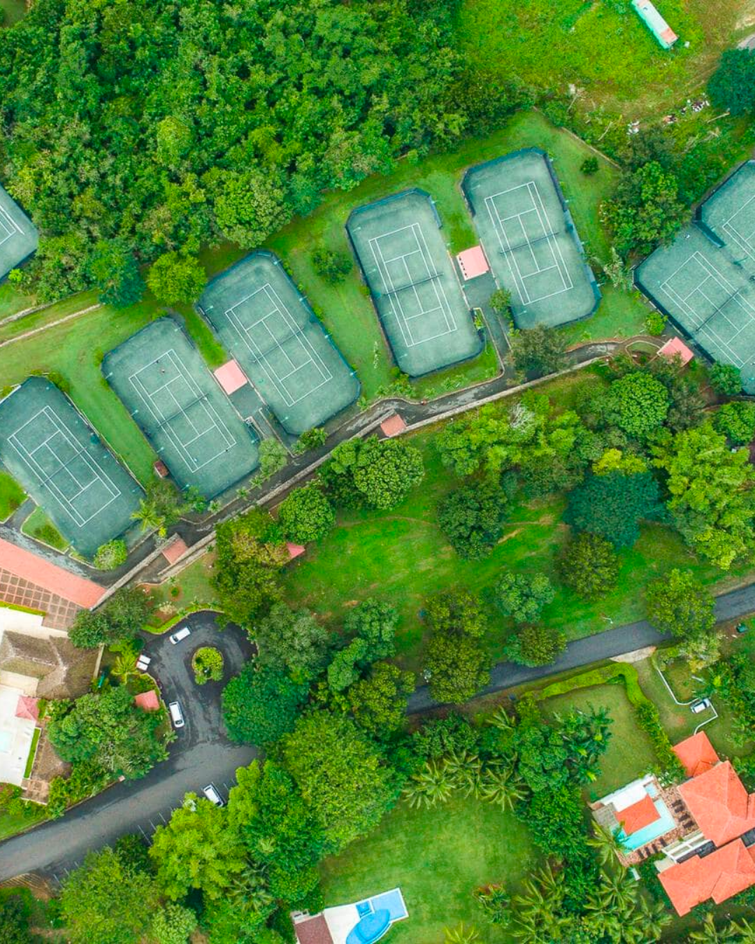 Tennis-courts-casa-de-campo-la-romana-dominican-republic