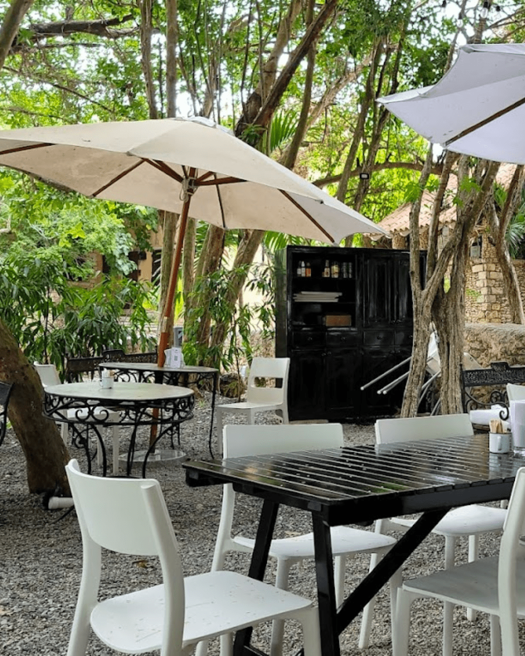 Voala Cafe Marche by Gabriella Reginato Altos de Chavon- casa de campo marina - la romana - Dominican Republic